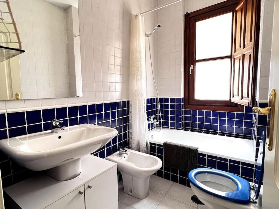 Apartamento Muy Centrico En Granada Esterno foto